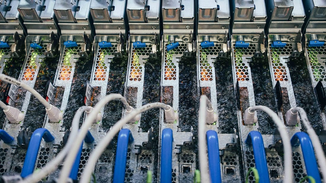 To cool datacenter servers, Microsoft turns to boiling liquid To cool datacenter servers, Microsoft turns to boiling liquid